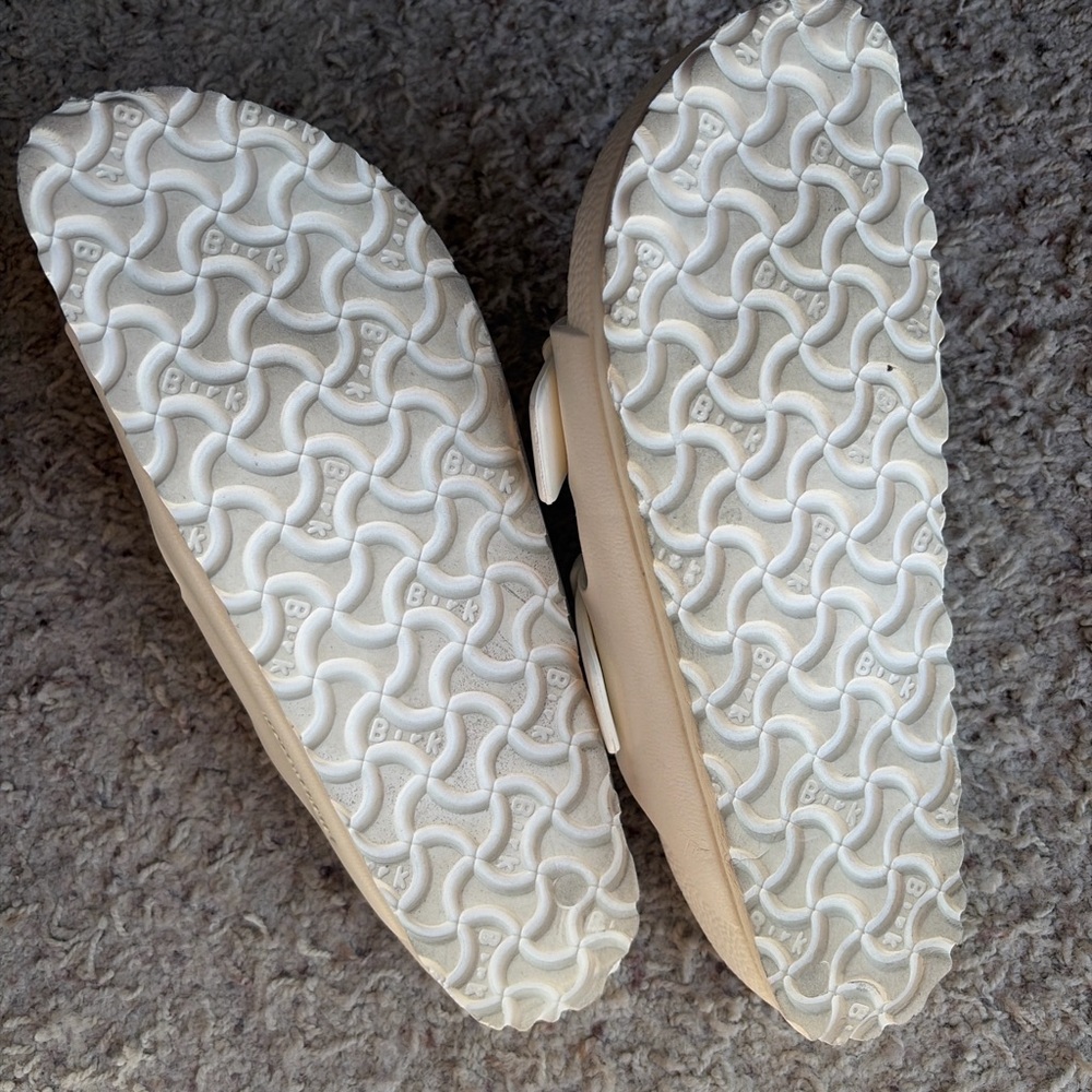 Birkenstock Cream Sandals